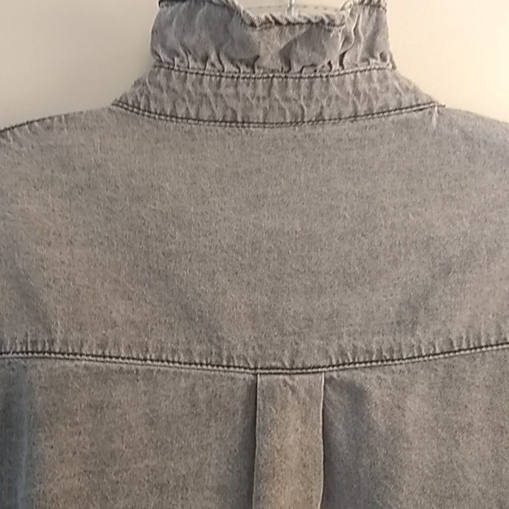 ruffled gray blouse - Picture 8 of 9